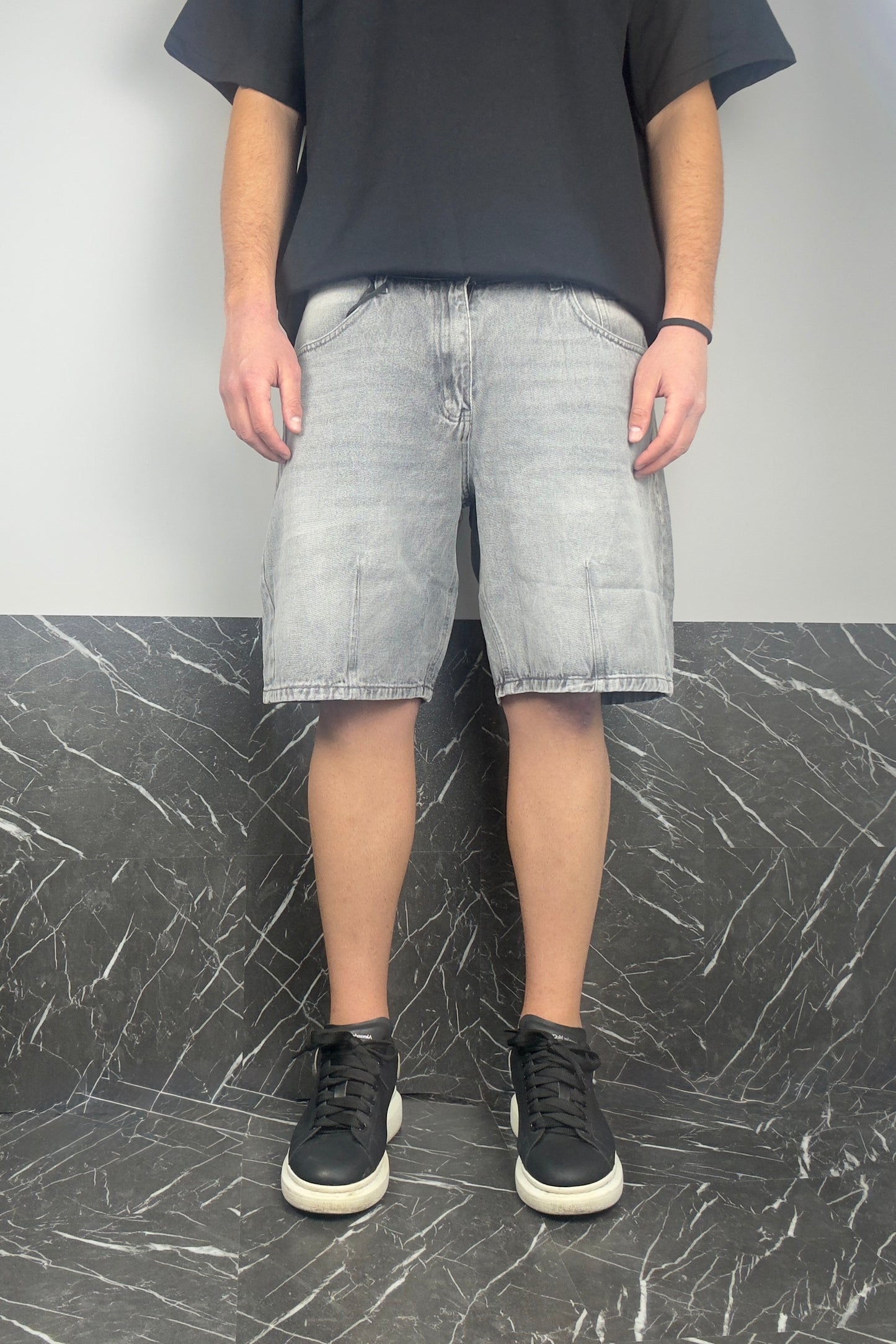 Jeans Corto Grigio