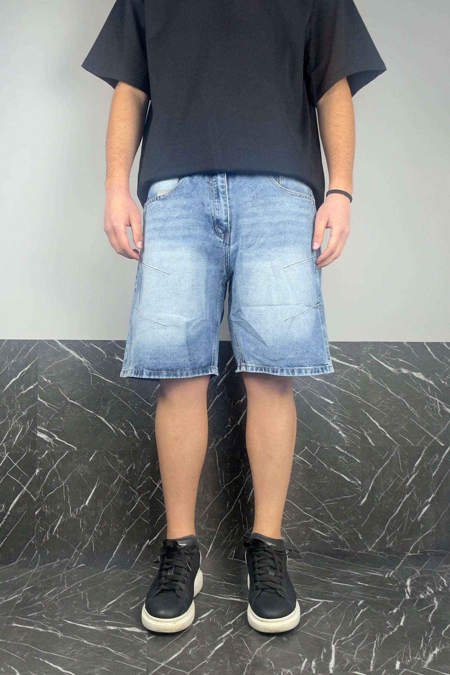 Jeans Corto Blu